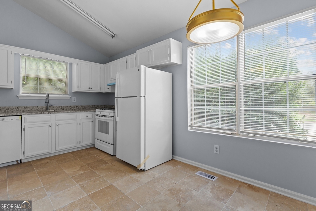 2262 Cobb Creek Drive - Photo 9