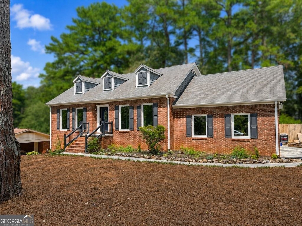 4521 S Roberts Drive - Photo 0