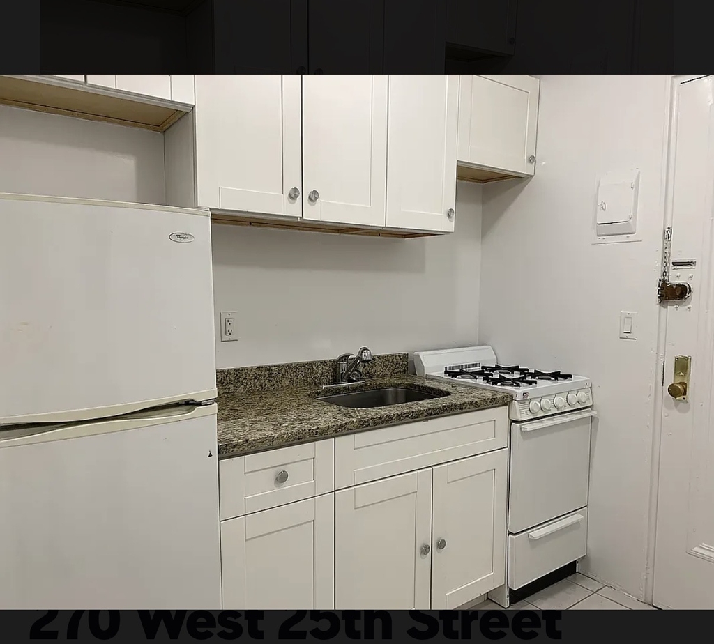 270 West 25th Street - Photo 5