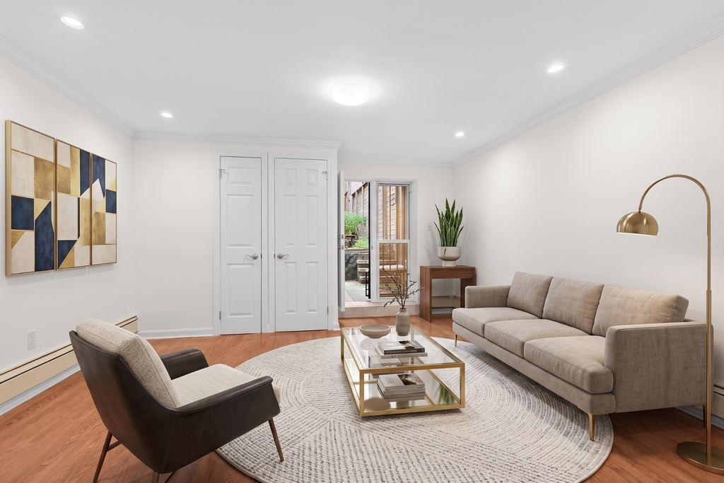 32 Hamilton Terrace - Photo 0