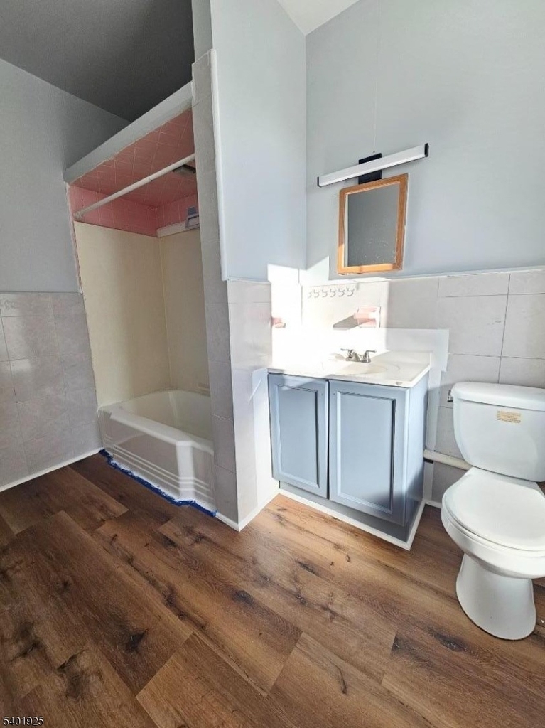 70 Jackson Ave - Photo 5