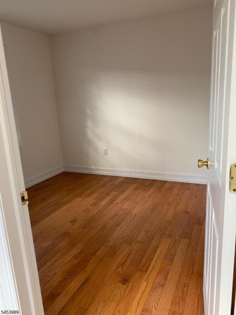 525 Central Avenue, Th9 - Photo 8