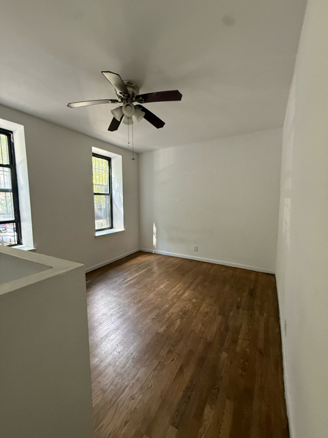 186 Claremont Avenue - Photo 2