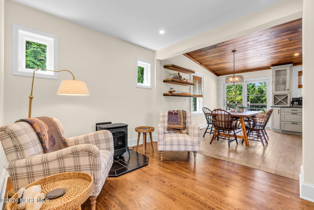 566 Prospect Avenue - Photo 10