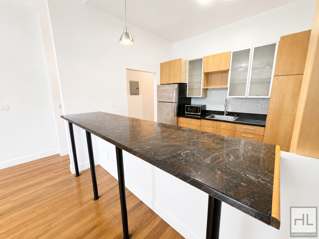 5 Avenue - Photo 14