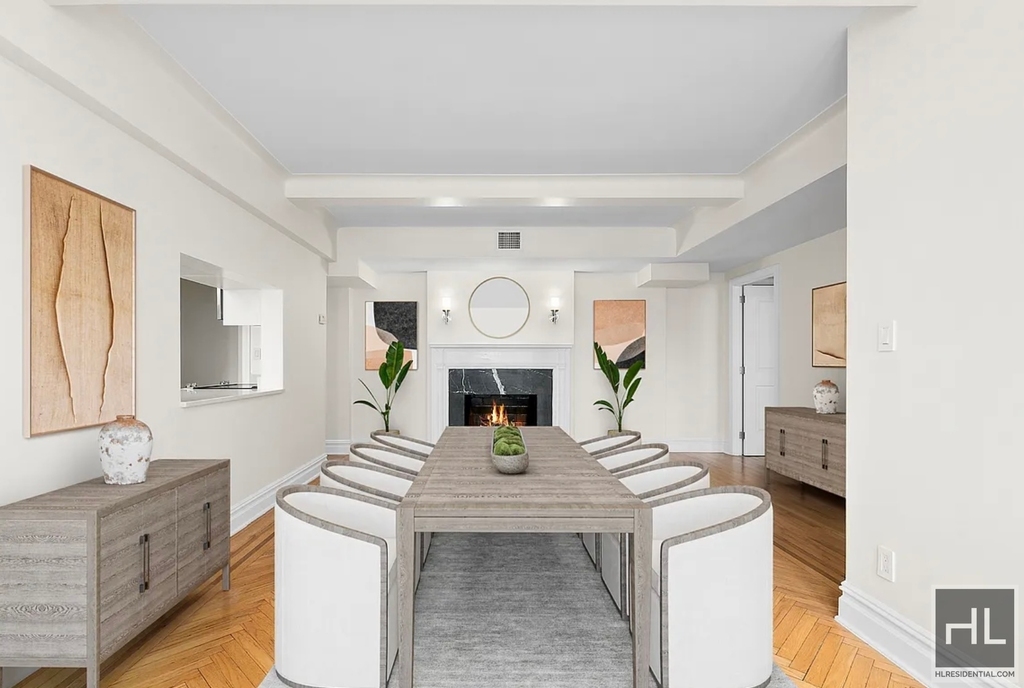 East 68 Street - Photo 1