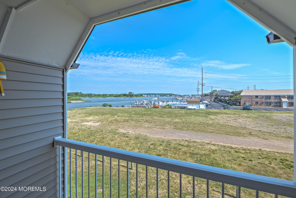 1382 Ocean Avenue - Photo 13