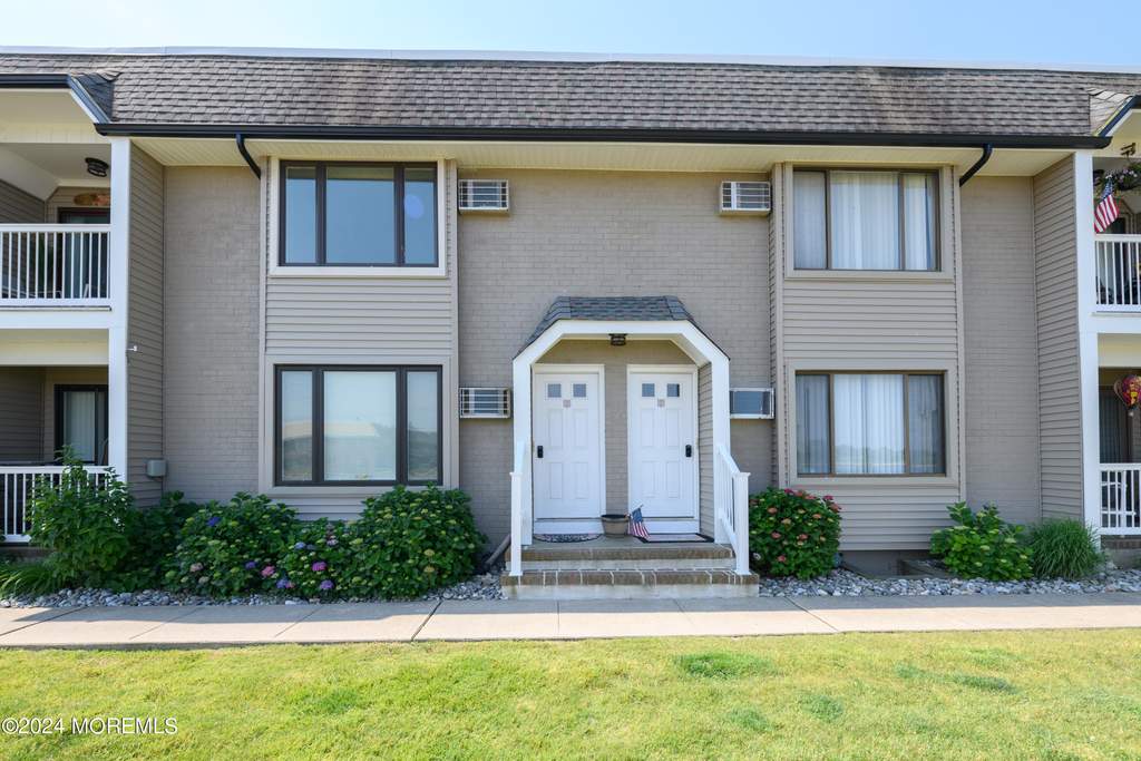 1382 Ocean Avenue - Photo 15