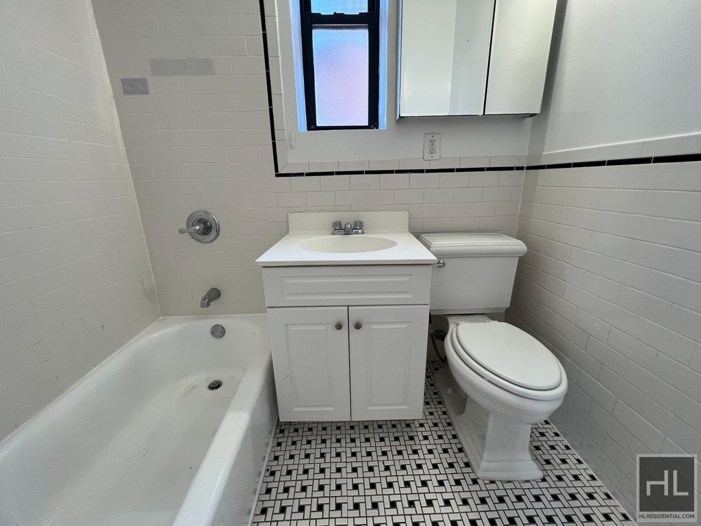 West 72 Street - Photo 3