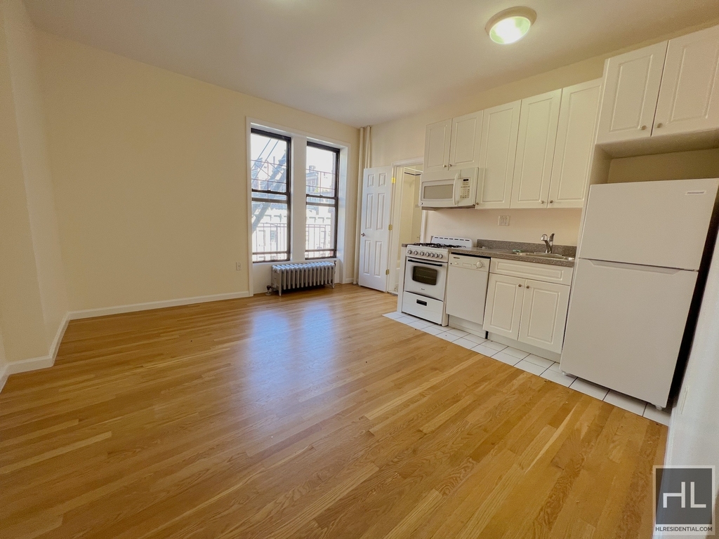 West 72 Street - Photo 0