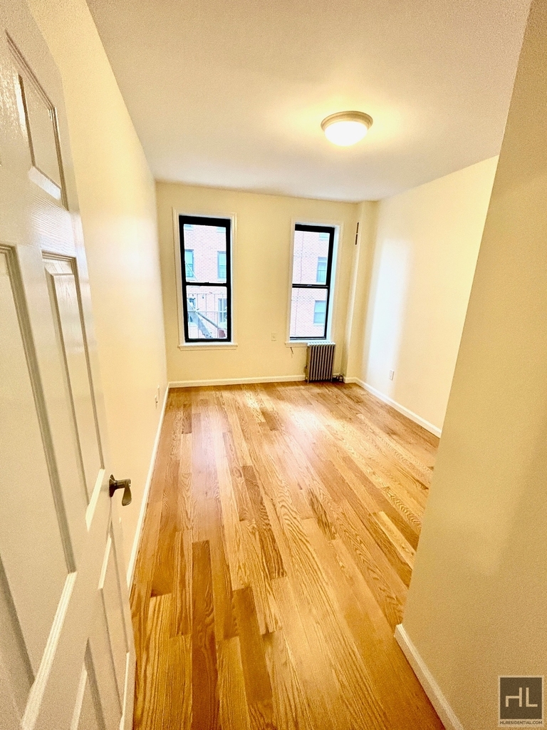 East 80 Street - Photo 0