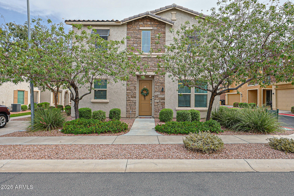 17717 W Mandalay Lane - Photo 0