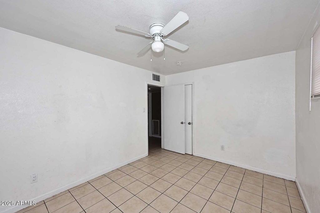 8806 N 30th Avenue - Photo 16