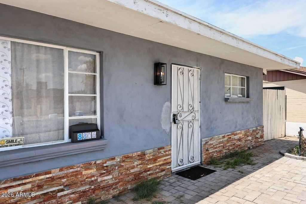 8806 N 30th Avenue - Photo 0