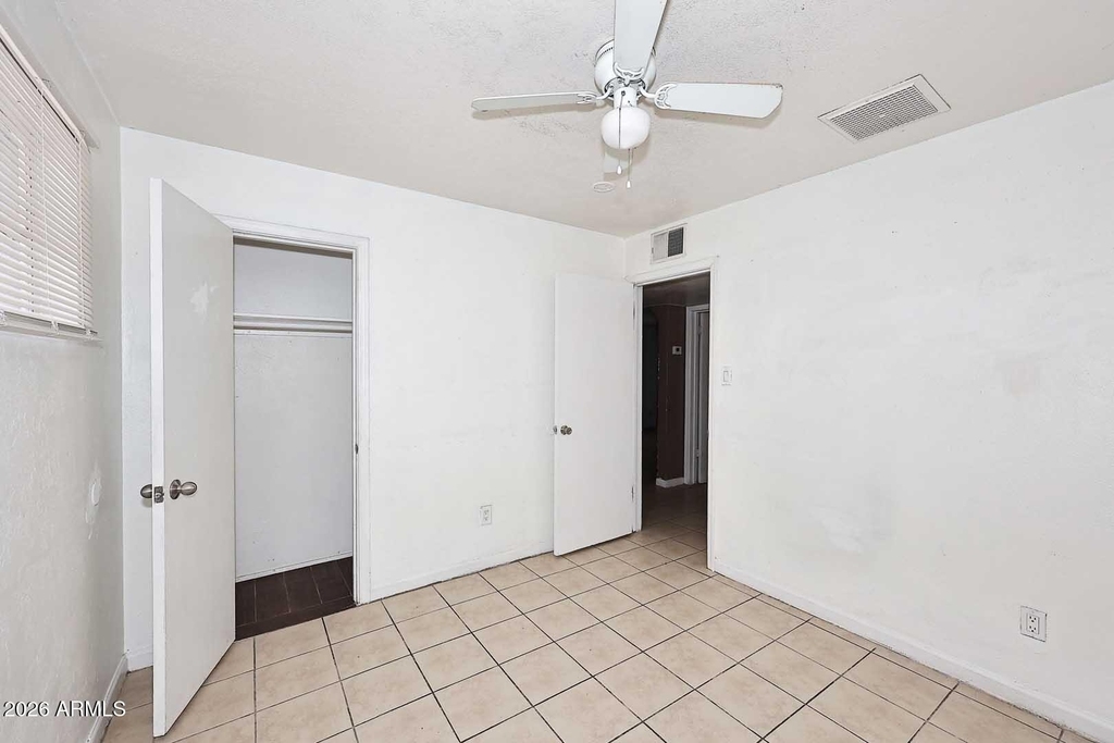 8806 N 30th Avenue - Photo 18