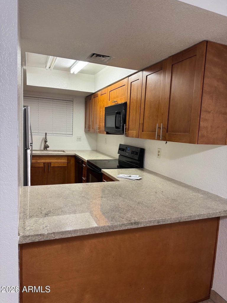 1545 E Sahuaro Drive - Photo 4