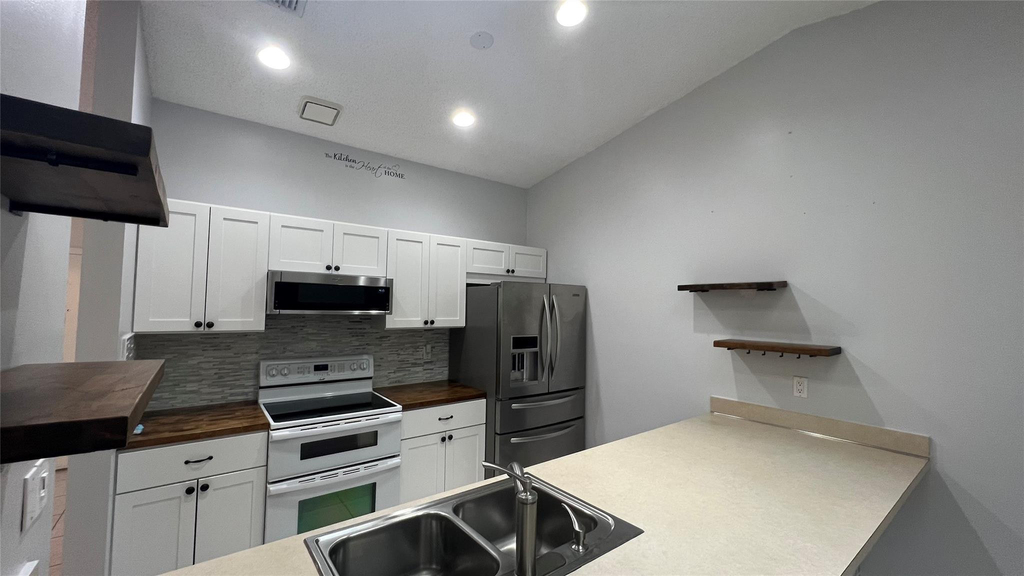 14 Flint Way - Photo 8