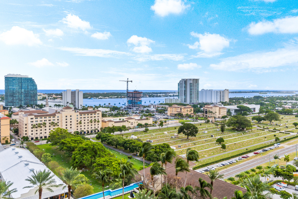 550 Okeechobee Boulevard - Photo 15