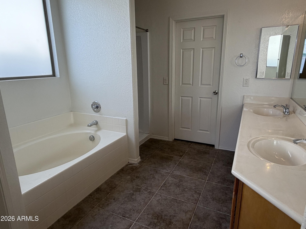 1541 W Saint Kateri Drive - Photo 11
