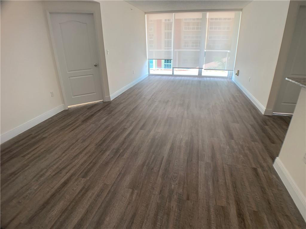 16900 N Bay Road - Photo 2