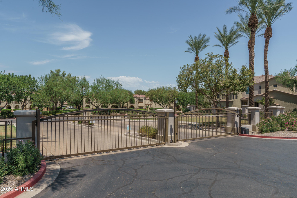 3131 E Legacy Drive - Photo 27