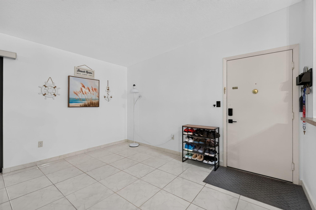 9474 S Belfort Circle - Photo 32
