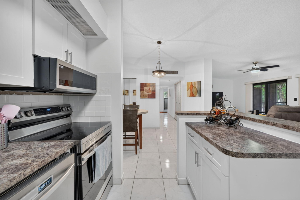 9474 S Belfort Circle - Photo 6