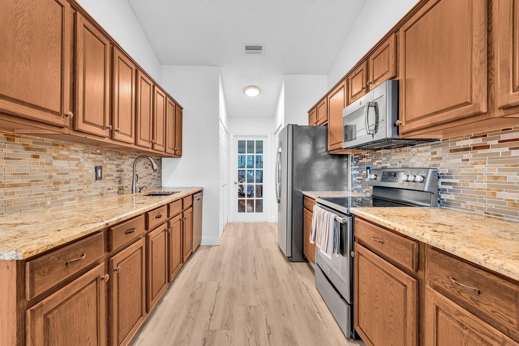 8099 Cassia Drive - Photo 7