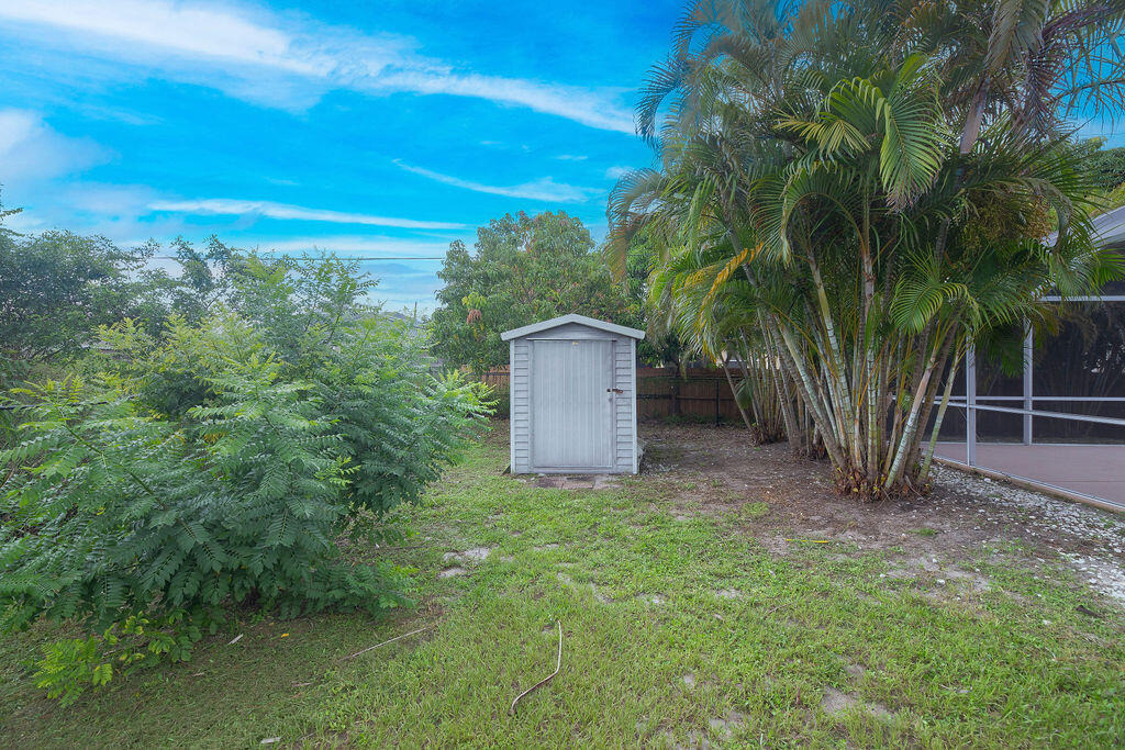 2741 Sw Pierson Road - Photo 38