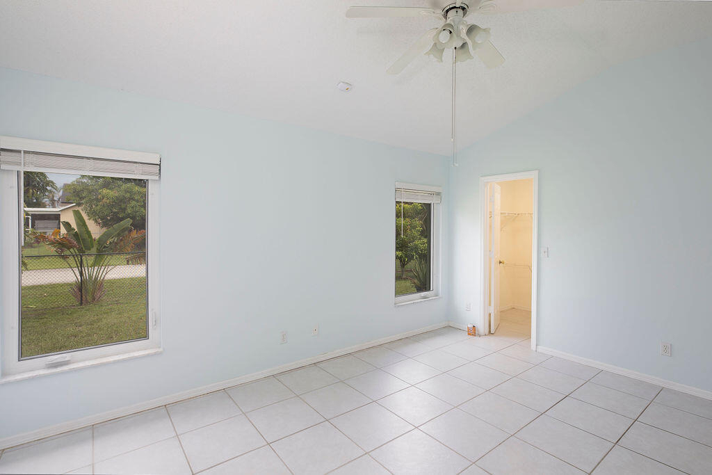 2741 Sw Pierson Road - Photo 17