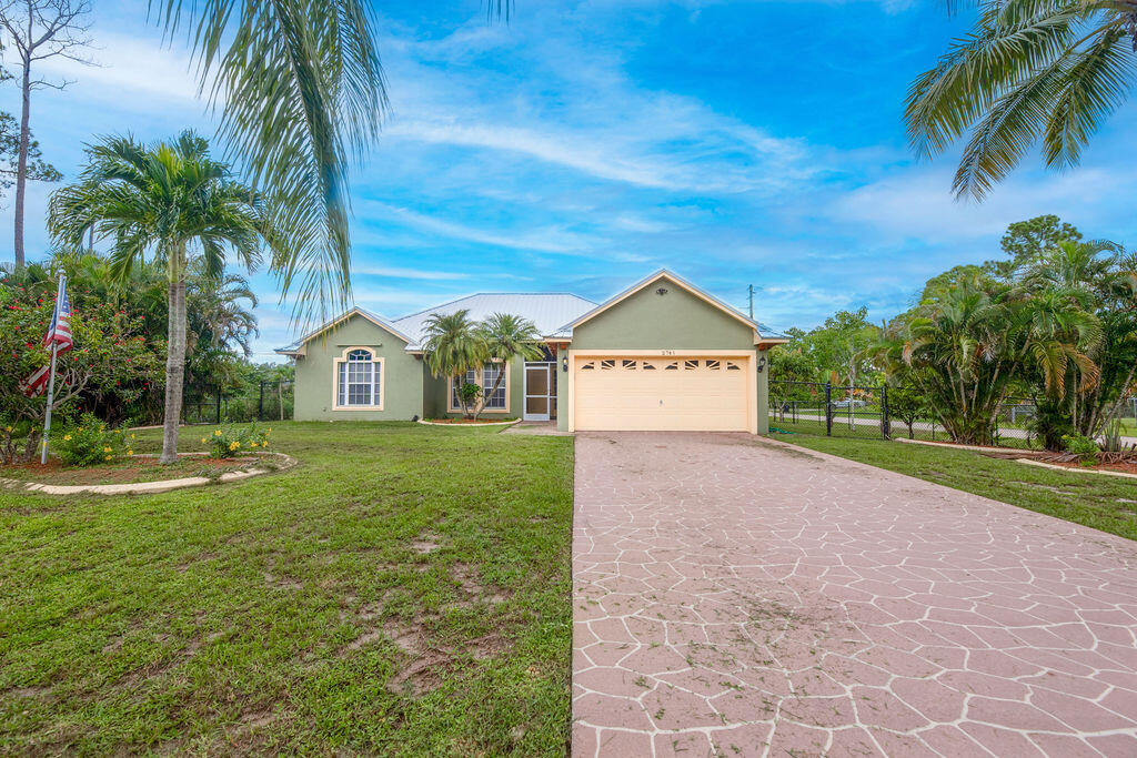 2741 Sw Pierson Road - Photo 2