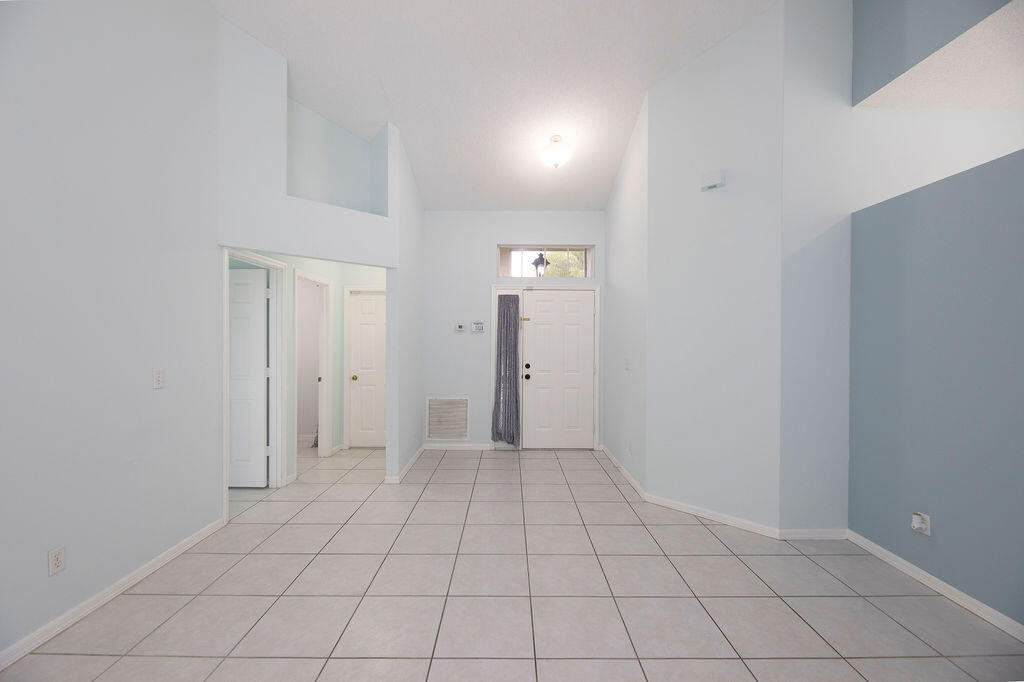2741 Sw Pierson Road - Photo 8