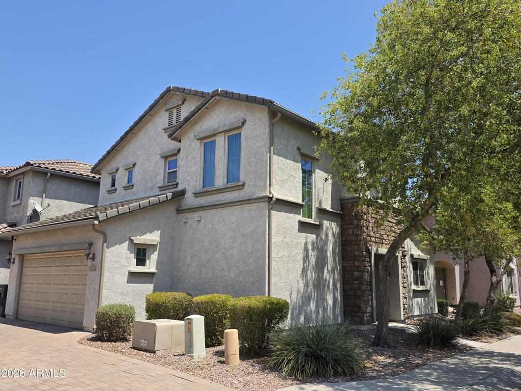 2170 W Scully Drive - Photo 0