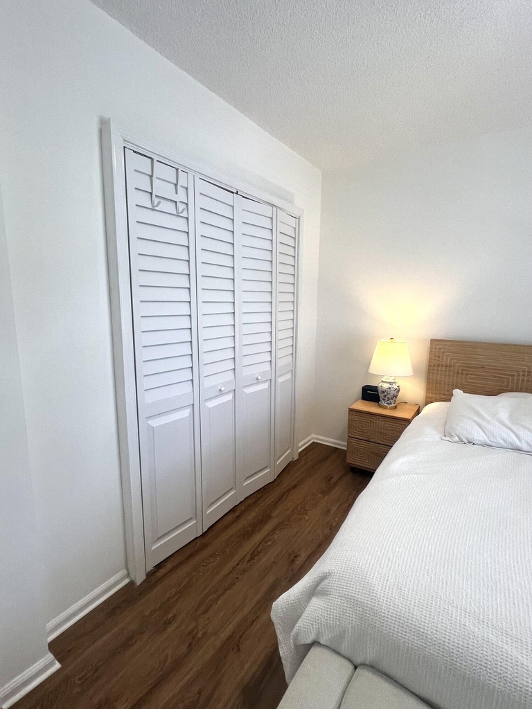 2261 Ne 67th Street - Photo 8