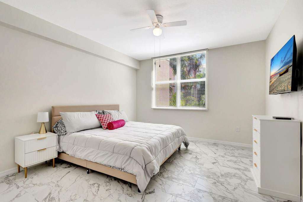 802 W Windward Way - Photo 16