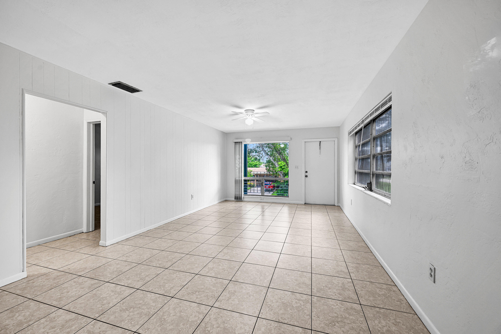199 Sw 15th Street - Photo 5