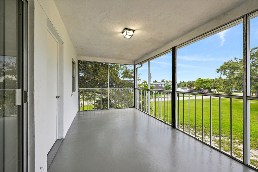 199 Sw 15th Street - Photo 24