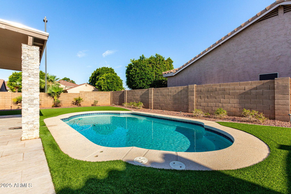 359 E Horseshoe Avenue - Photo 30