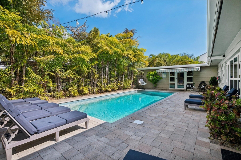 1123 Ne 14th Avenue - Photo 10