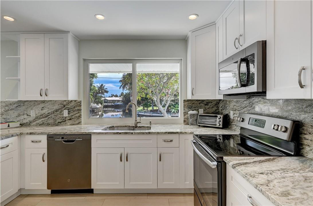 840 Sw 7th Street - Photo 2