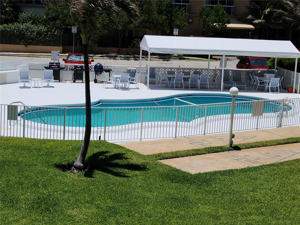 1300 N Ocean Boulevard - Photo 1