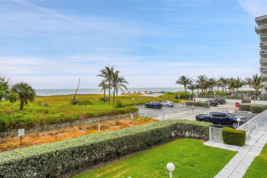 1300 N Ocean Boulevard - Photo 15