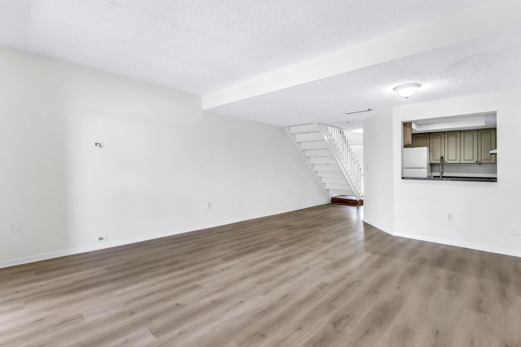 5200 Nw 31st Avenue - Photo 10
