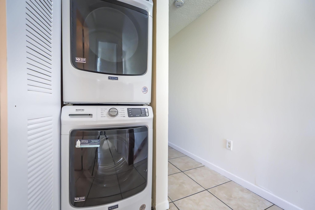 5200 Nw 31st Avenue - Photo 23