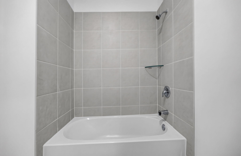 2444 Se 29th Drive - Photo 10
