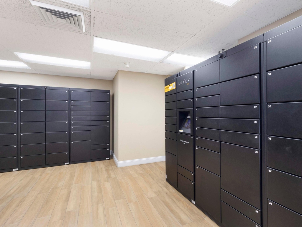 111 N Pompano Beach Boulevard - Photo 36