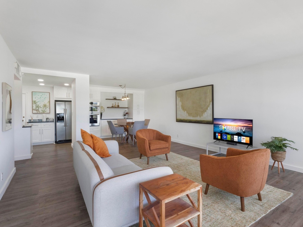 111 N Pompano Beach Boulevard - Photo 11