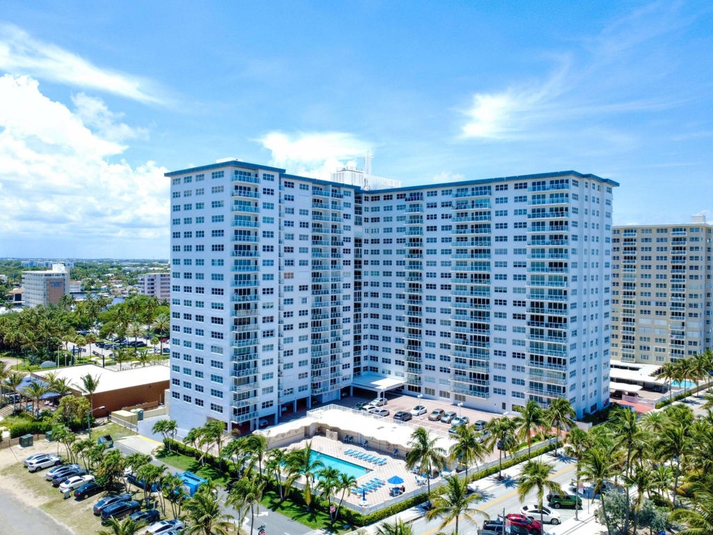 111 N Pompano Beach Boulevard - Photo 33