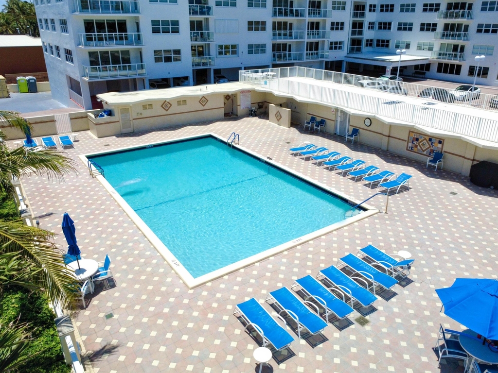 111 N Pompano Beach Boulevard - Photo 38