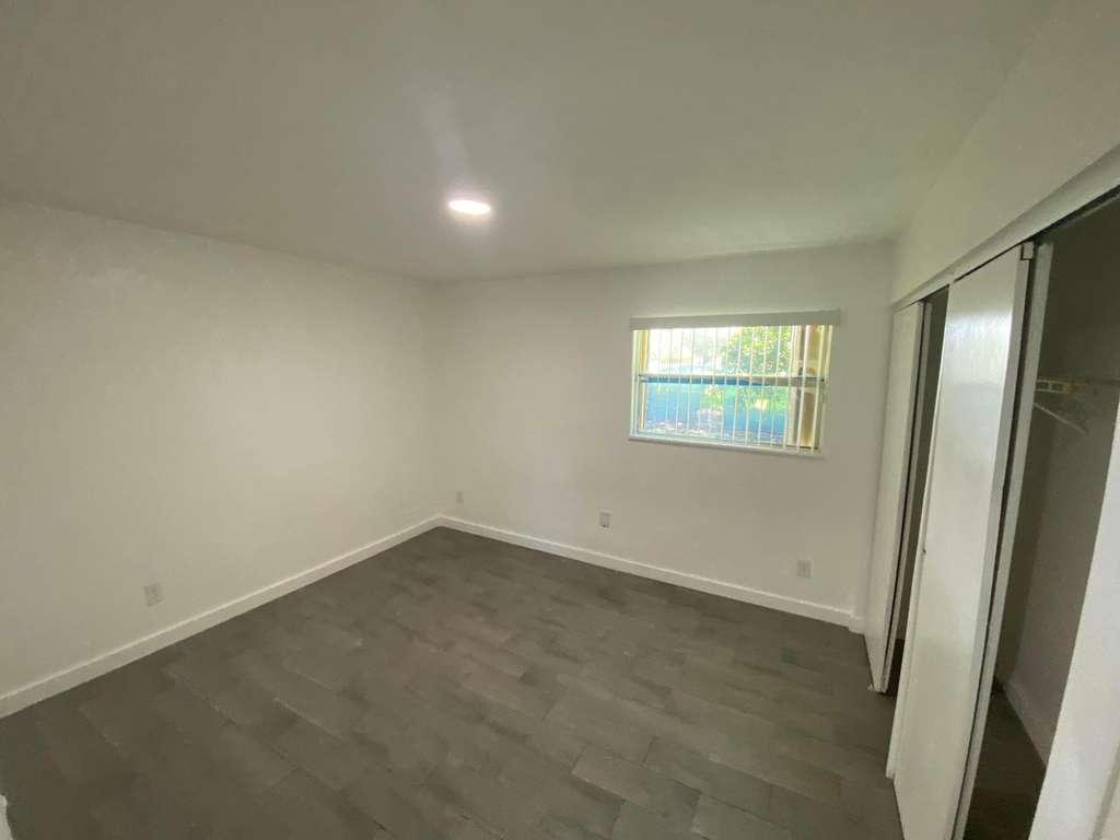 850 Sw 9th Avenue - Photo 6